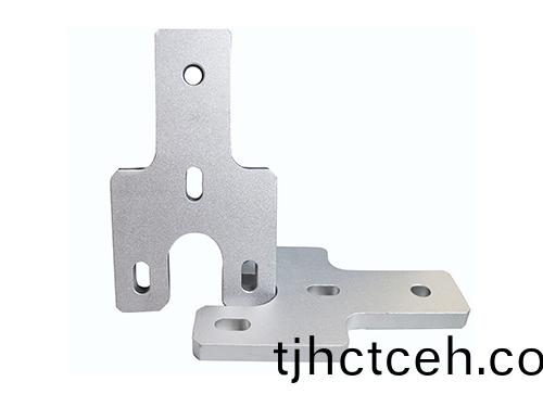 精密(mi)機(ji)械(xie)零(ling)件加工的特(te)性都有(you)哪(na)些(xie)呢(ne)？